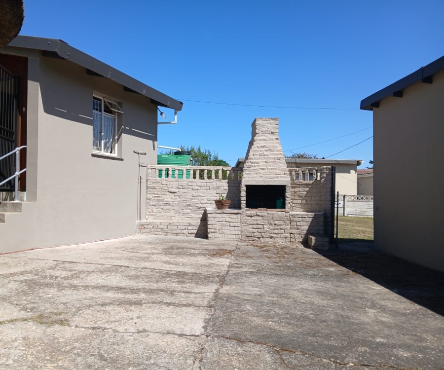 3 Bedroom Property for Sale in Albertinia Western Cape